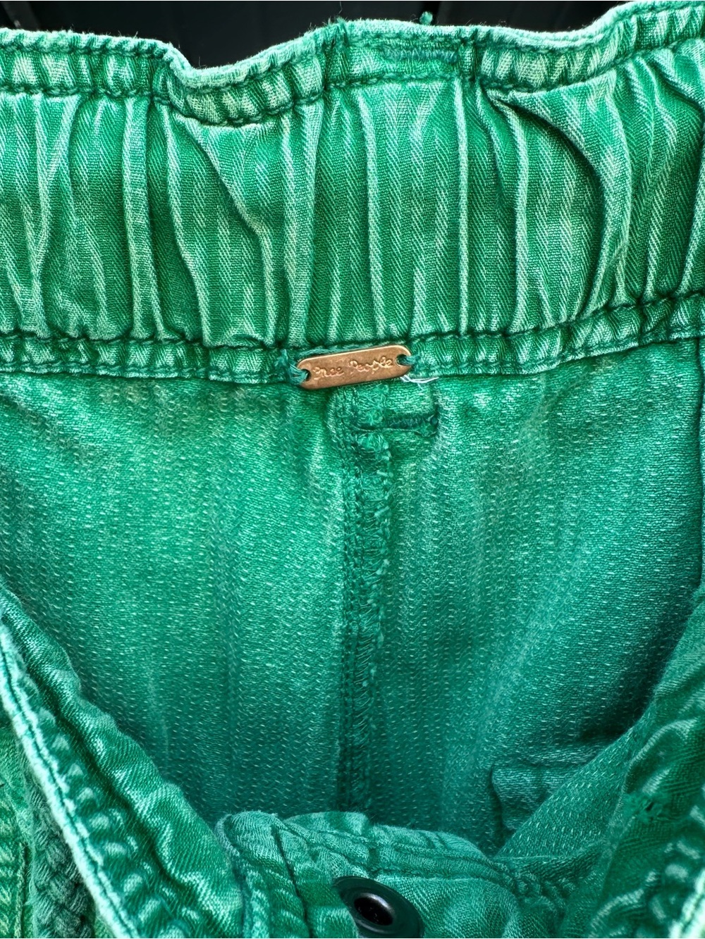FREE PEOPLE AMAZON TAHITI CARGO PANTS SIZE SMALL!! EXCELLENT CONDITION!! - Picture 7 of 8